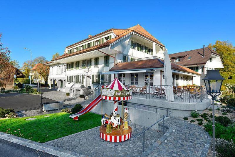 Gasthof Zum Schluessel La Meridienne Fribourg Sa Ueberstorf Eksteriør billede